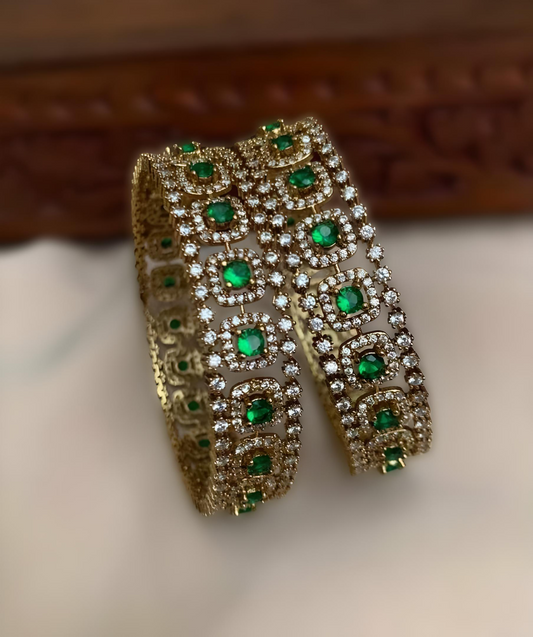 Elegant Emerald Bangle 2.6 size