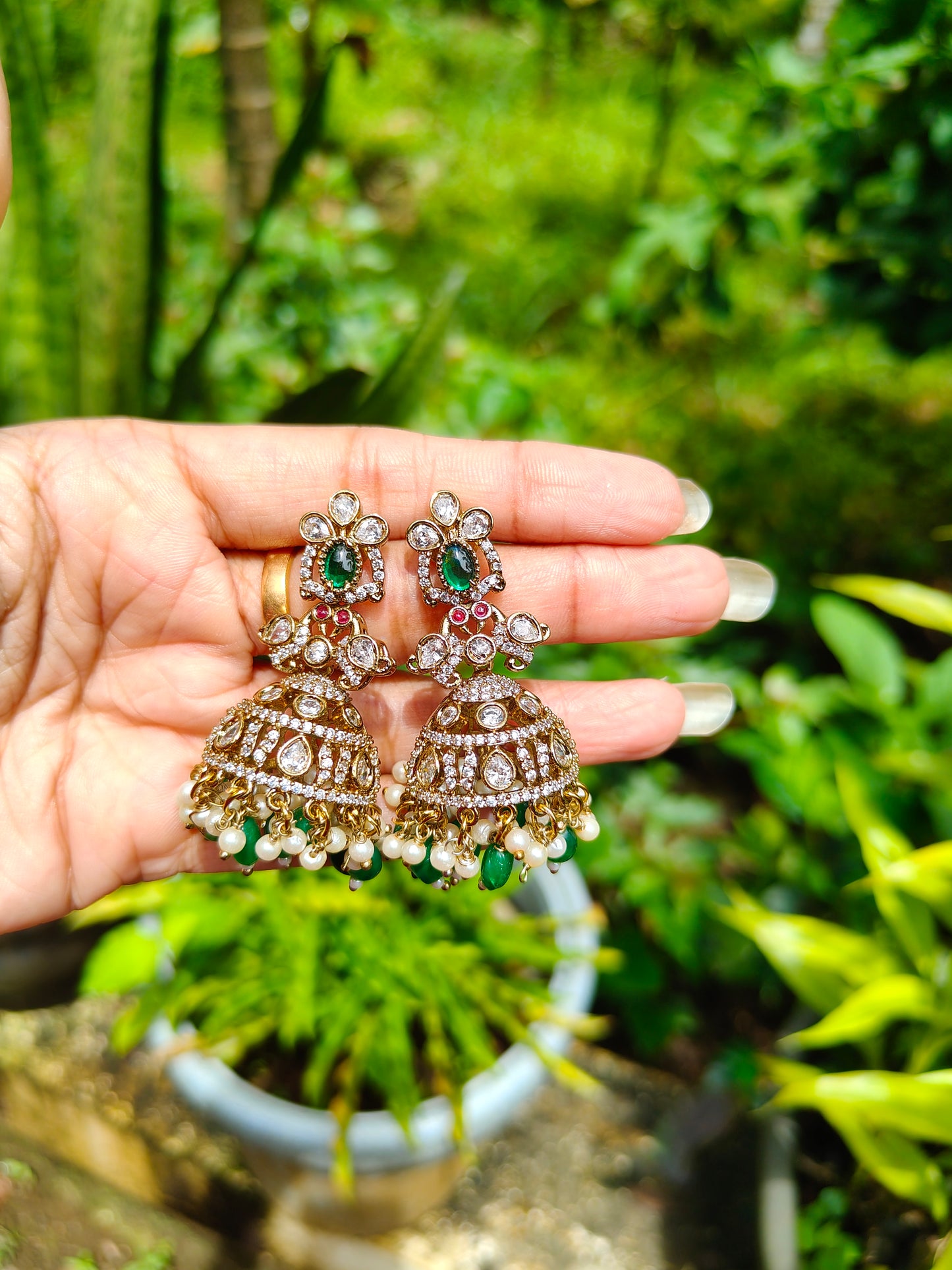 Premium gorgeous Victorian polish ad jhumka product code E31
