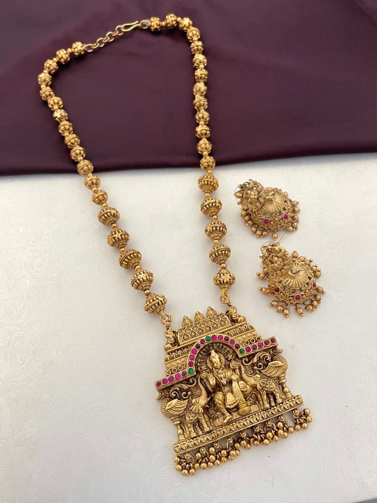 Premium quality antique temple design royal Beauty in every pendant chain with jhumka product code T66