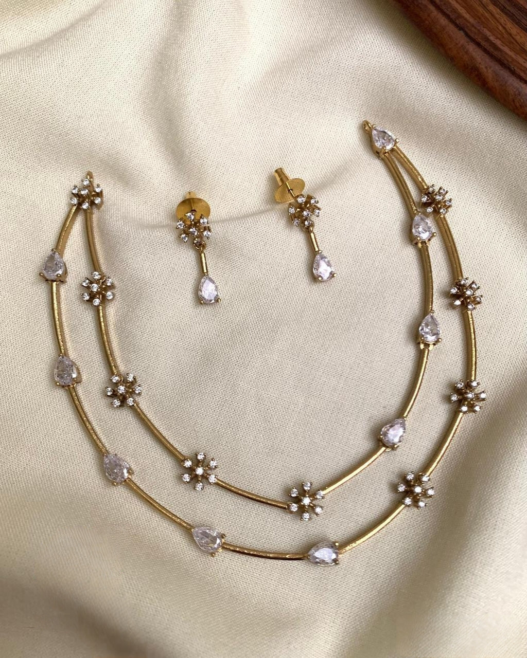 Premium 2layer Antique gold polish 2 layer ad designer necklace product code N342