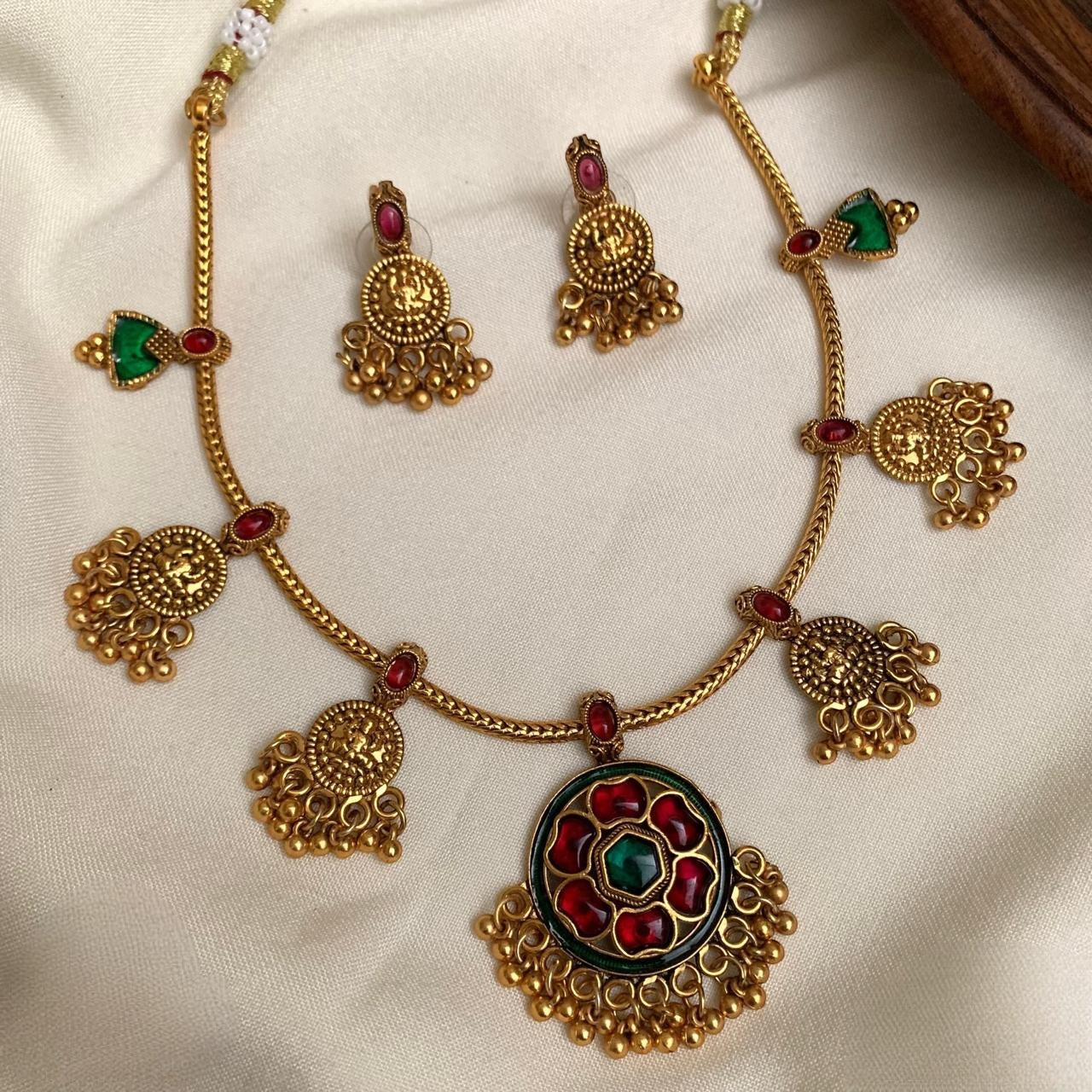 Premium antique gold coin fusion necklace product code d147