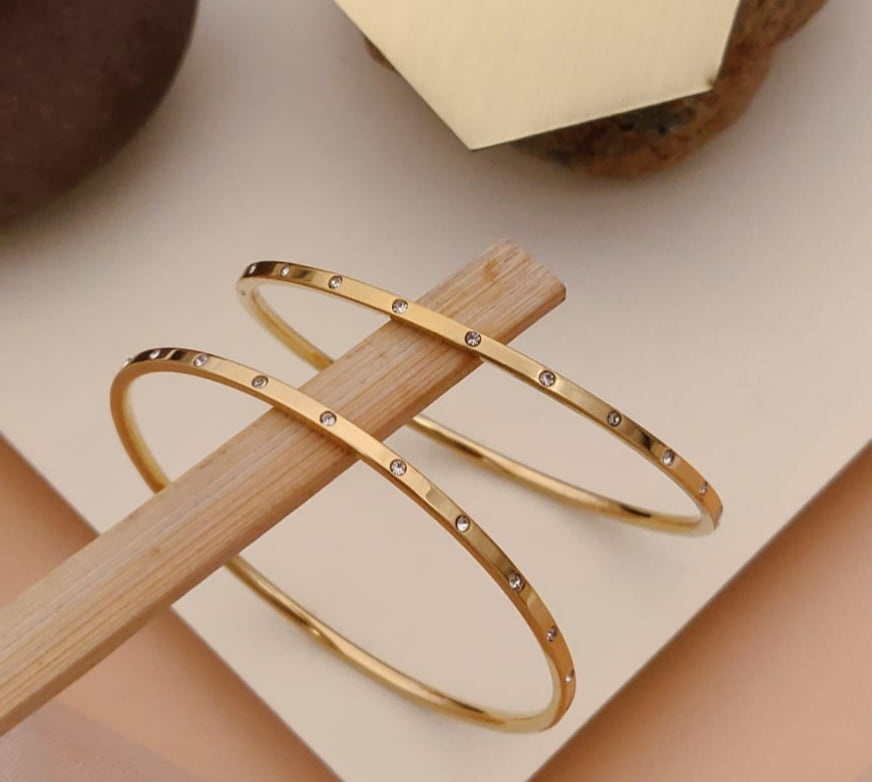 Premium anti tarnish daily wear bangle(suitable for 2.6 and 2.8)  product code B85