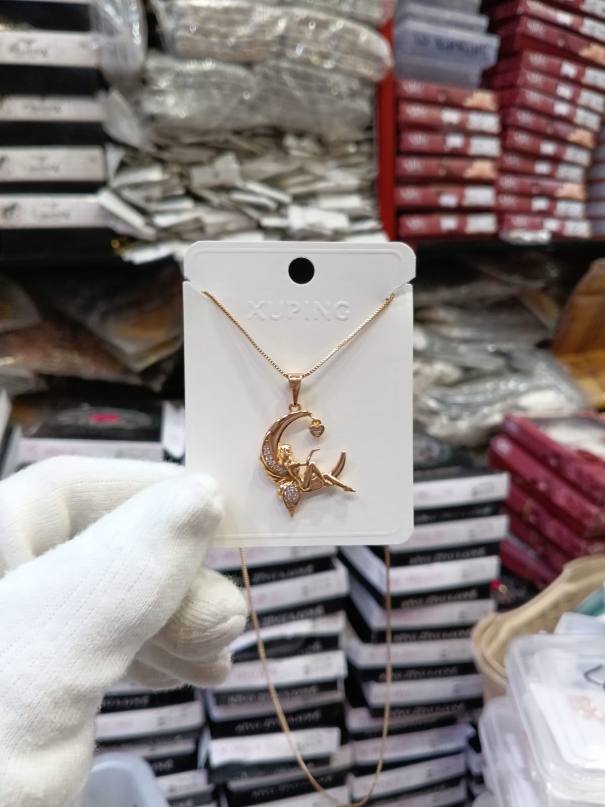 Premium quality imported  ad xuping pendant chain necklace product code AT17