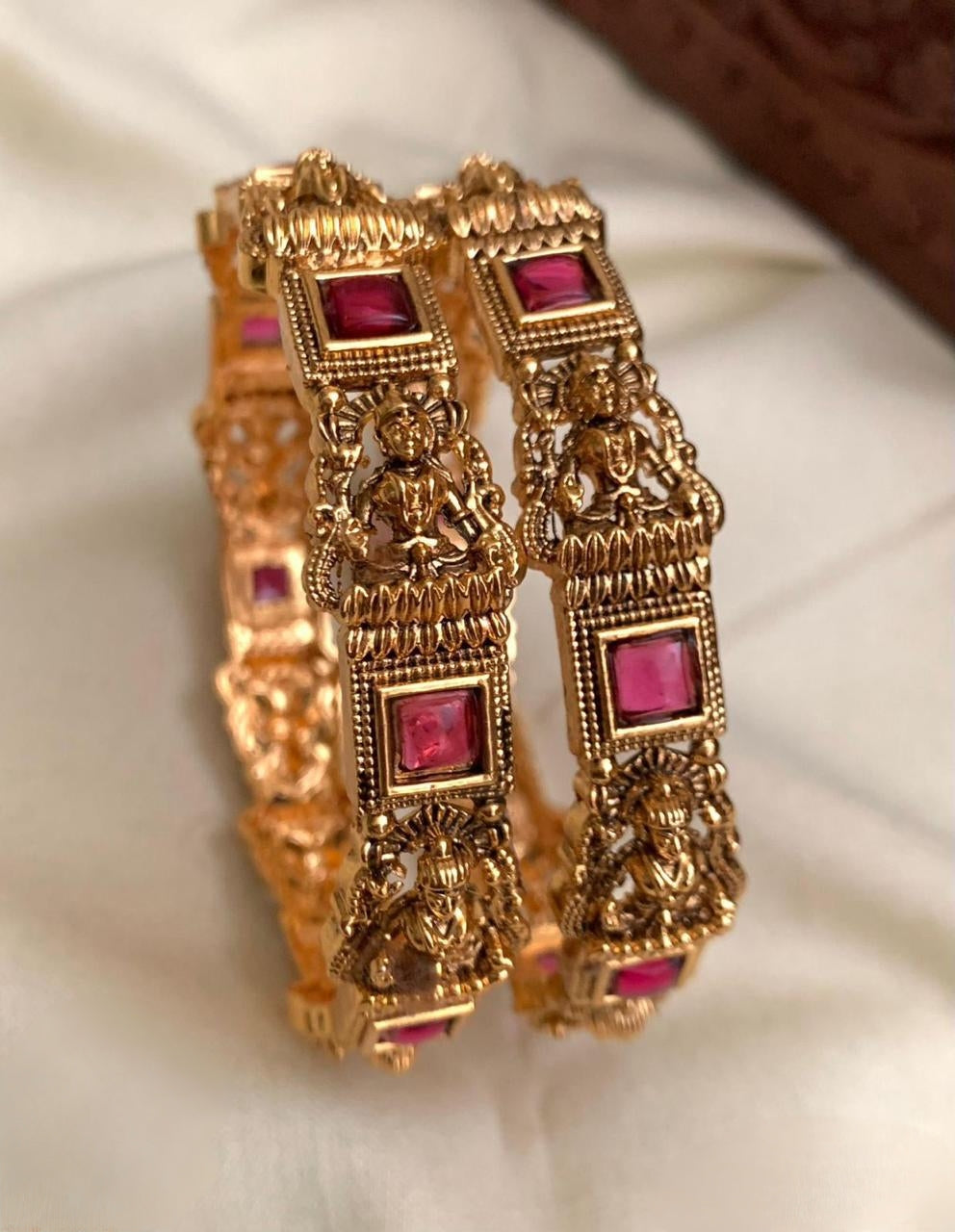Premium matte finish lakshmi devi bangles product code B92