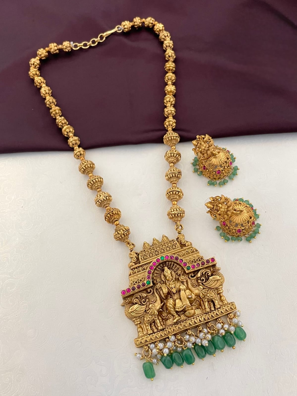 Premium quality antique temple design royal Beauty in every pendant chain with jhumka product code T66