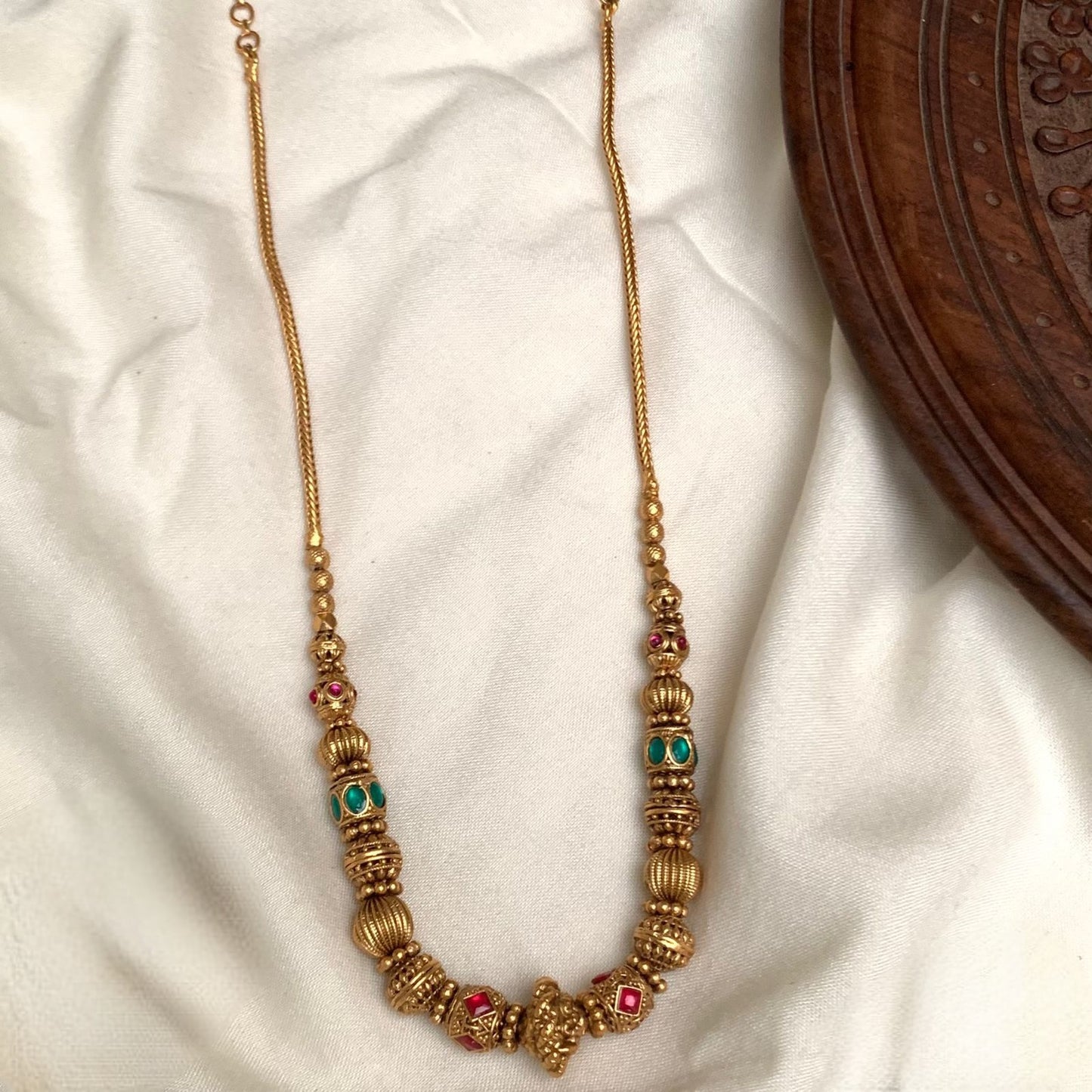 Premium traditional antique gold muhurtha set product code T48
