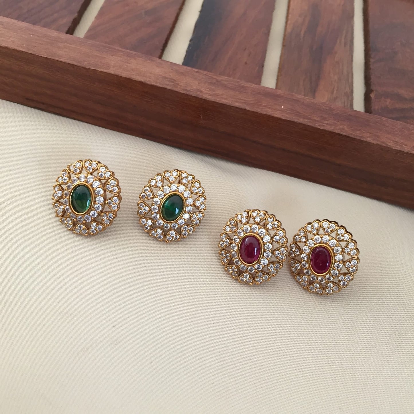 Premium Victorian ad studs product code E68