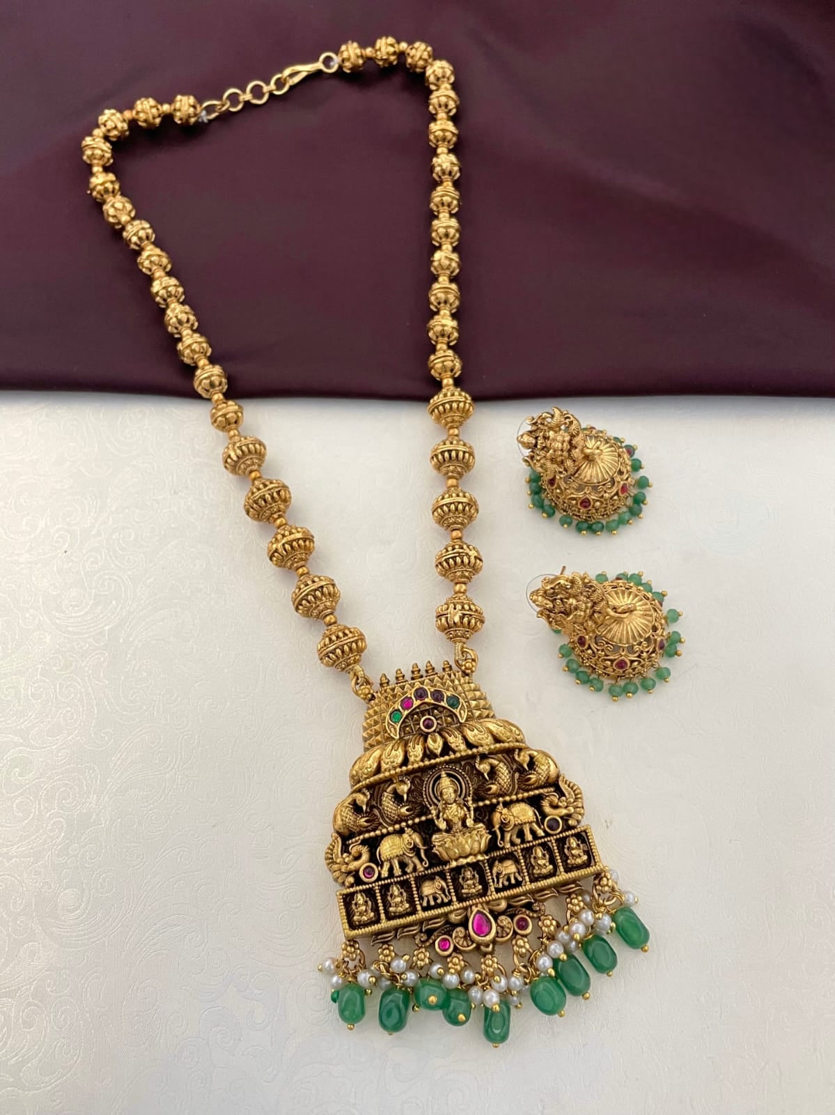 Premium quality antique temple design royal Beauty in every pendant chain with jhumka product code T66