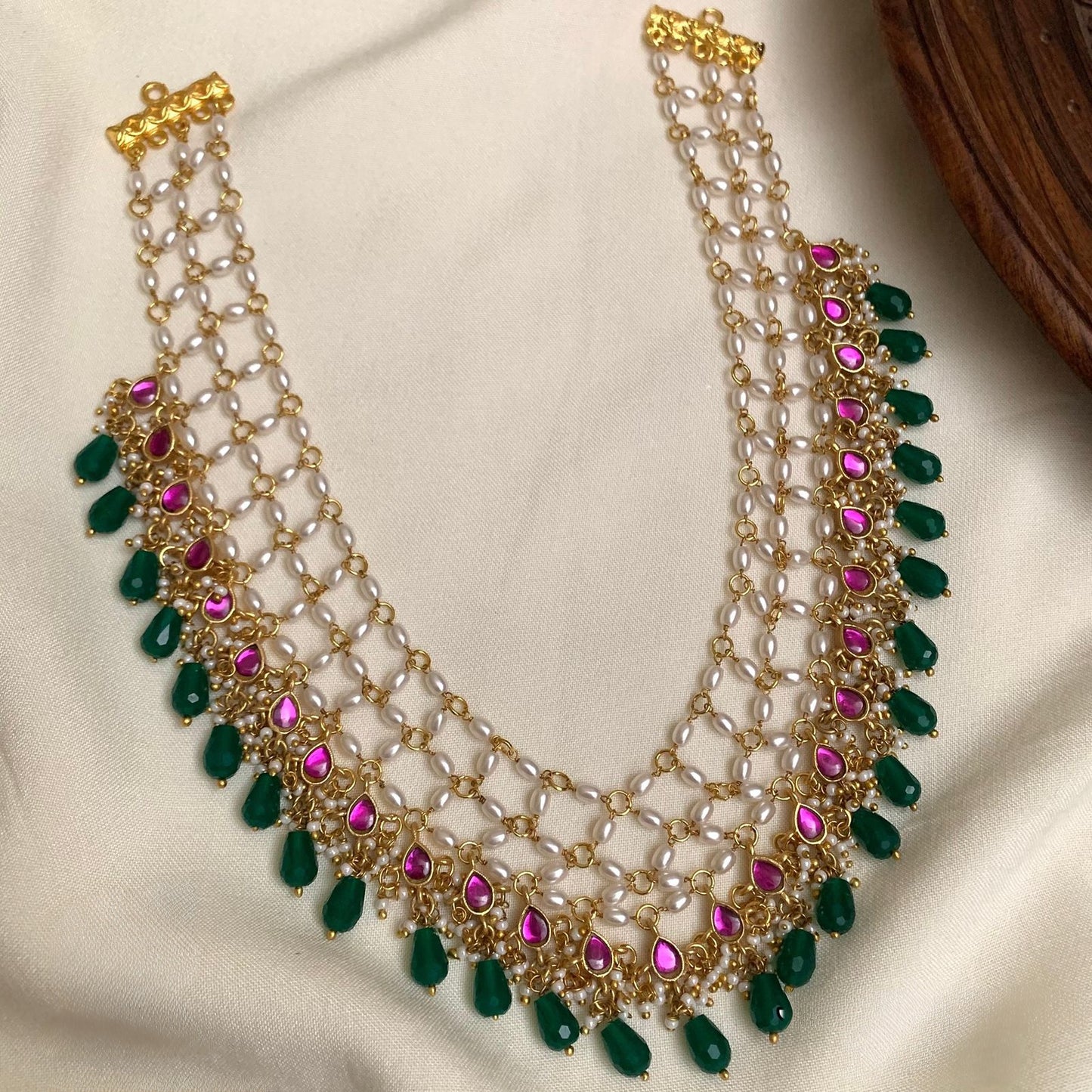 Premium kemp pearl ruby green drop hanging necklace product code D210