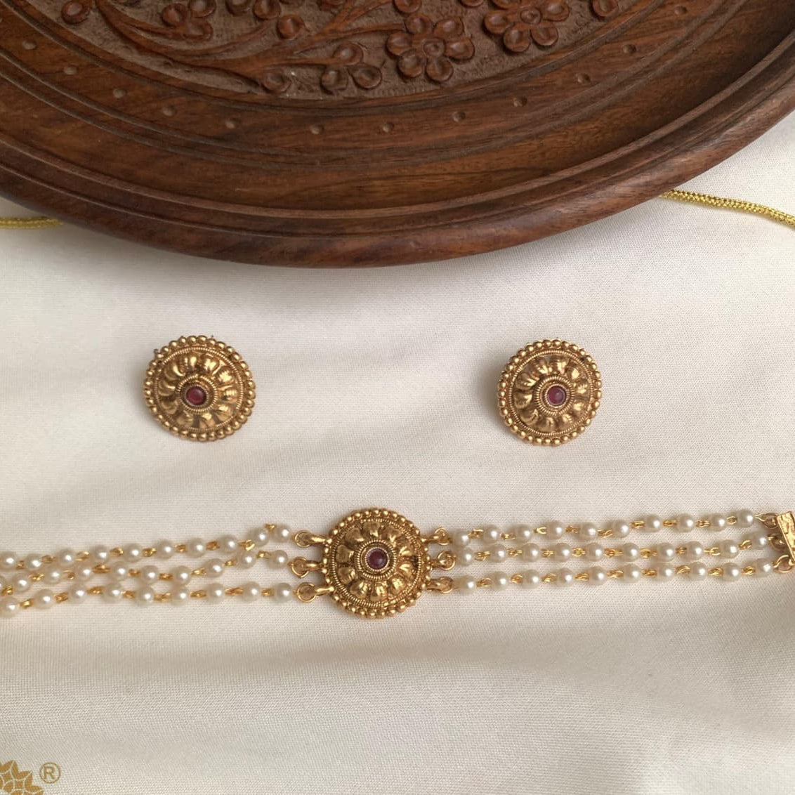 Premium 3layer pearl choker set product code C10