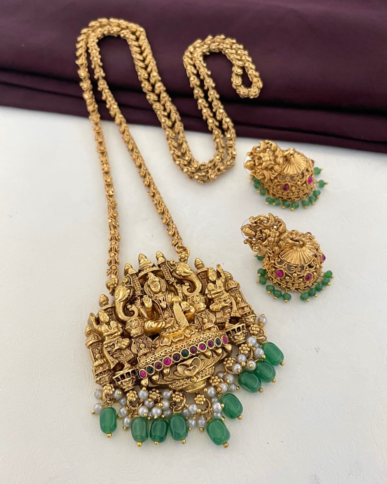 Premium quality antique temple design royal Beauty in every pendant chain with jhumka product code T66