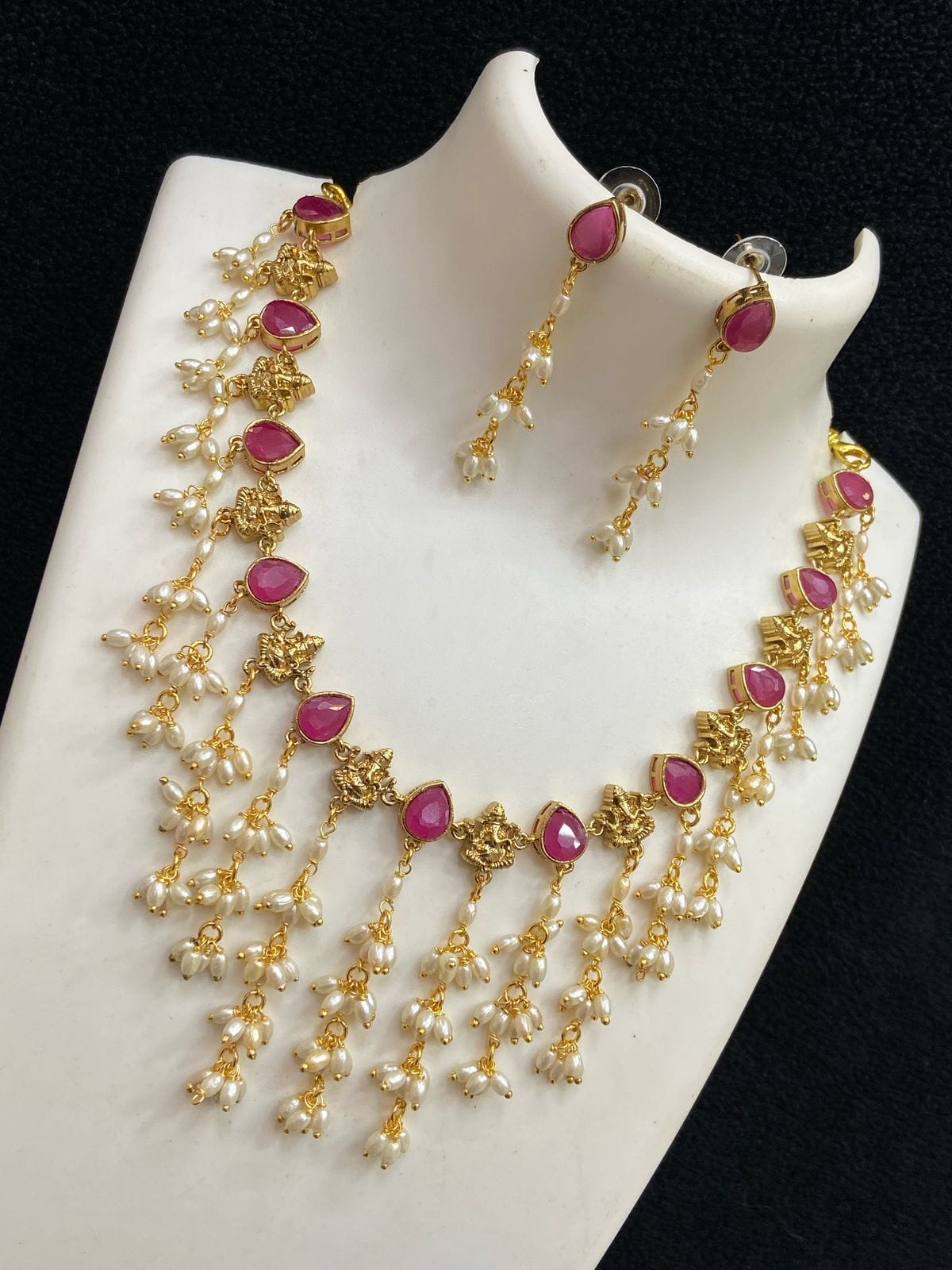 Actress arya.bedai inspired  necklace product code N123