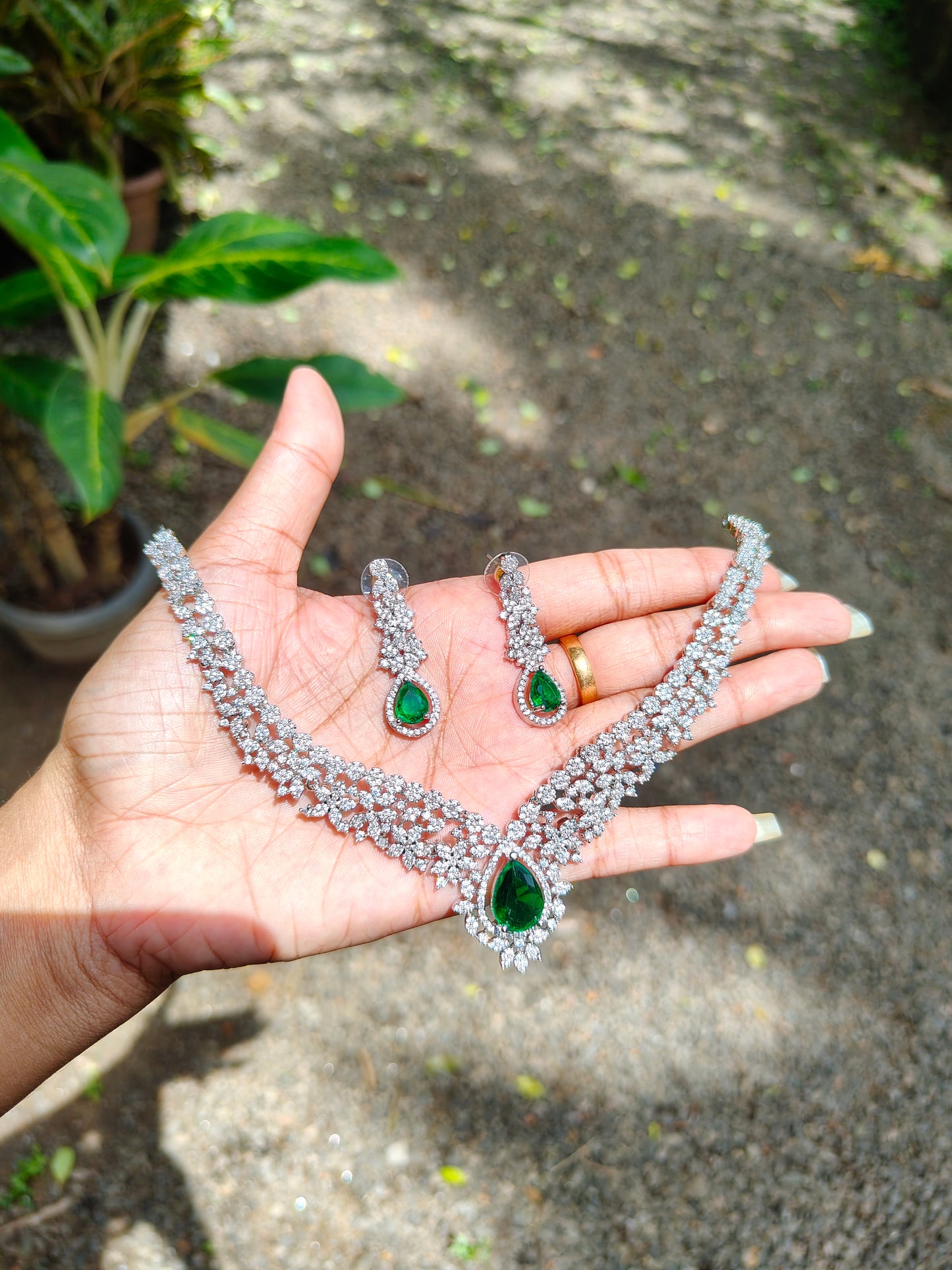 Premium silver finish ad bridal necklace product code 005