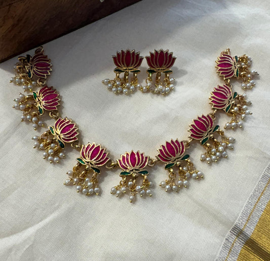 Trending lotus pearl hanging necklace product code 1113