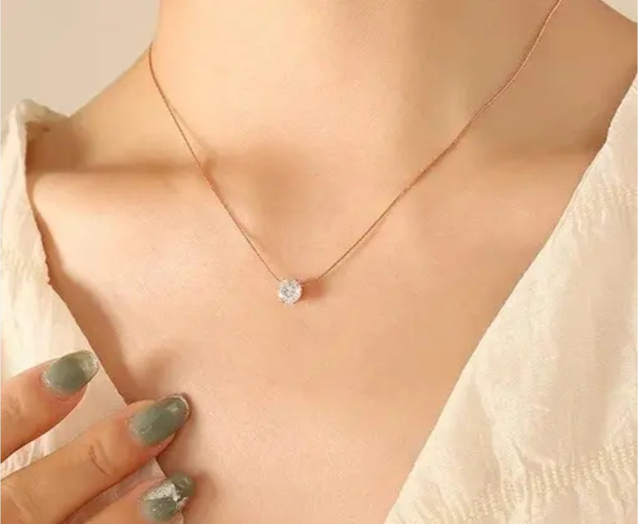Round solitaire rose gold pendant chain product code N29