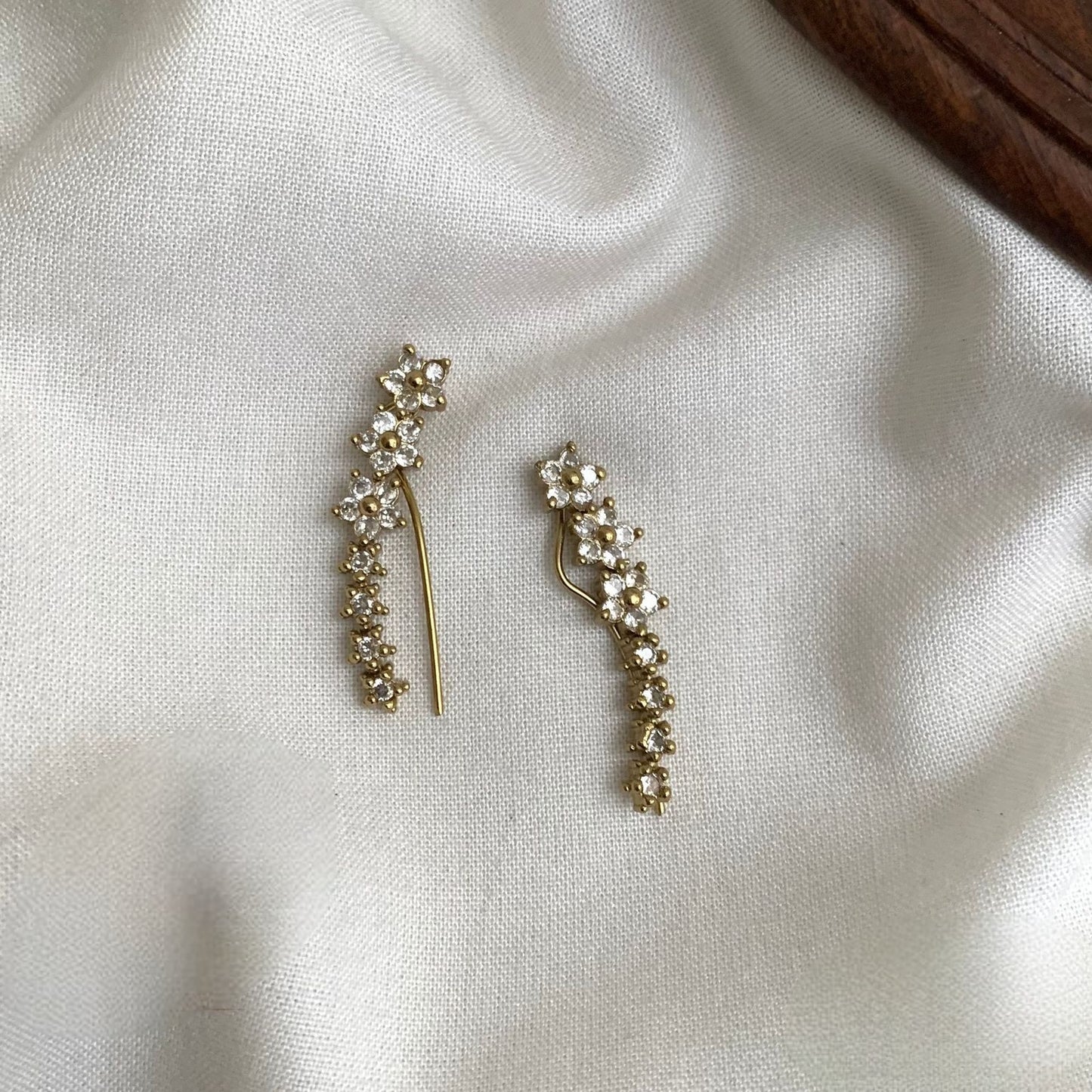 Premium antique gold ad ear cuff