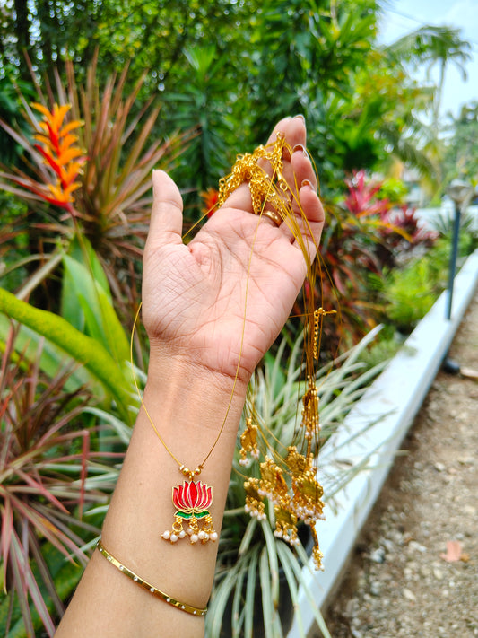 Trending invisible lotus pendant chain product code N369