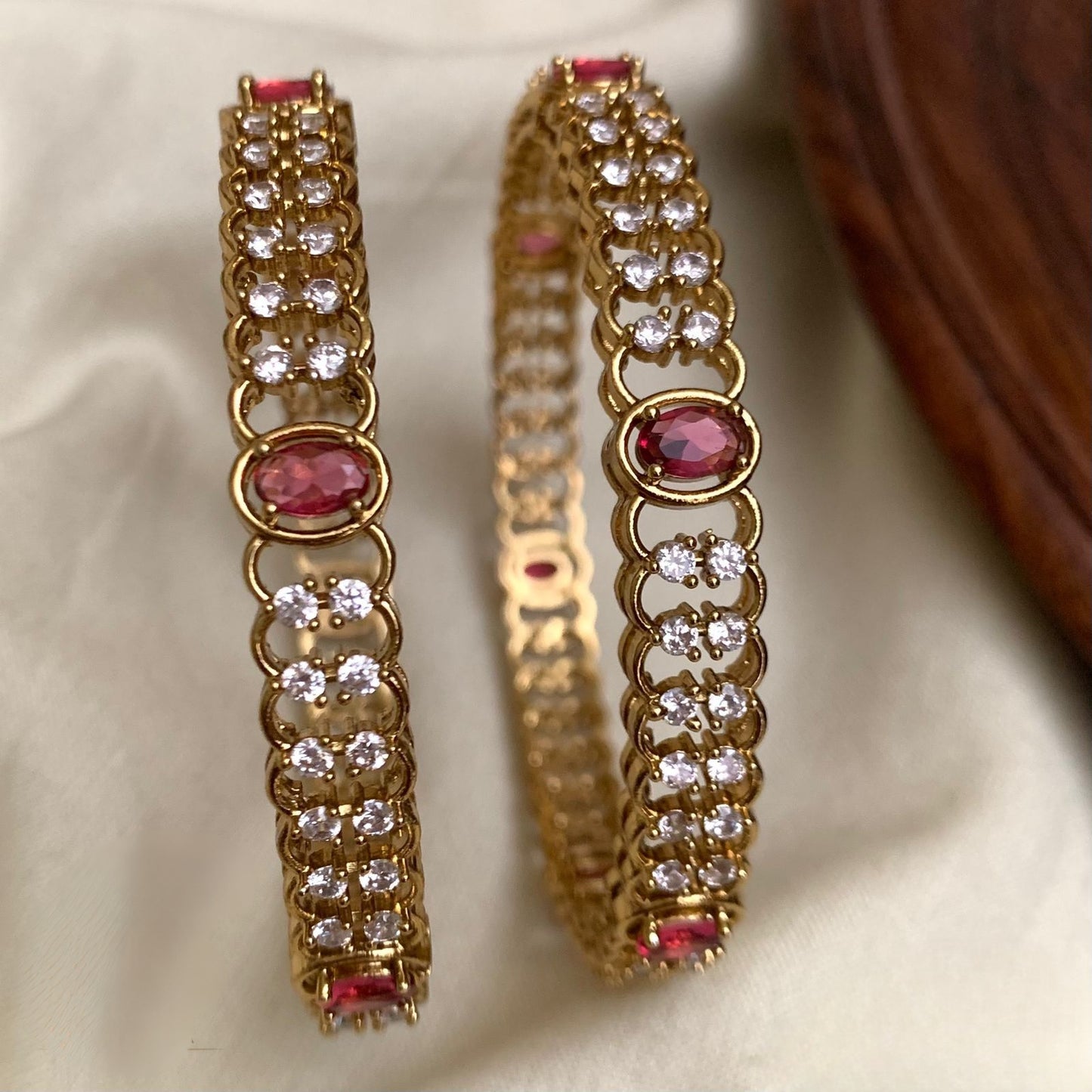 Premium quality ad designer bangles product code B81