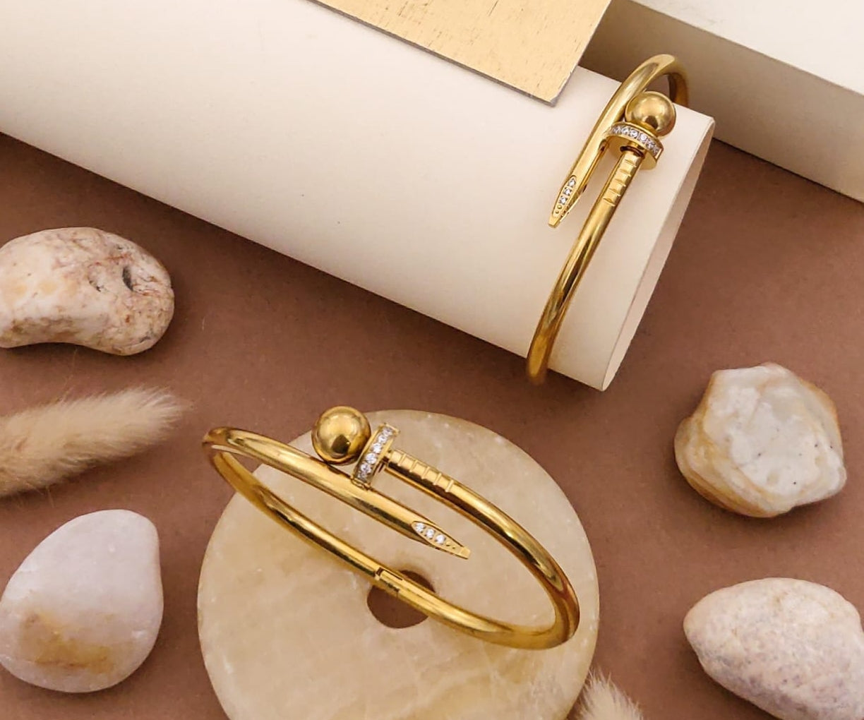 Premium anti tarnish openable bracelet product code B86 suitable for (2.4 and 2.6,2.8)