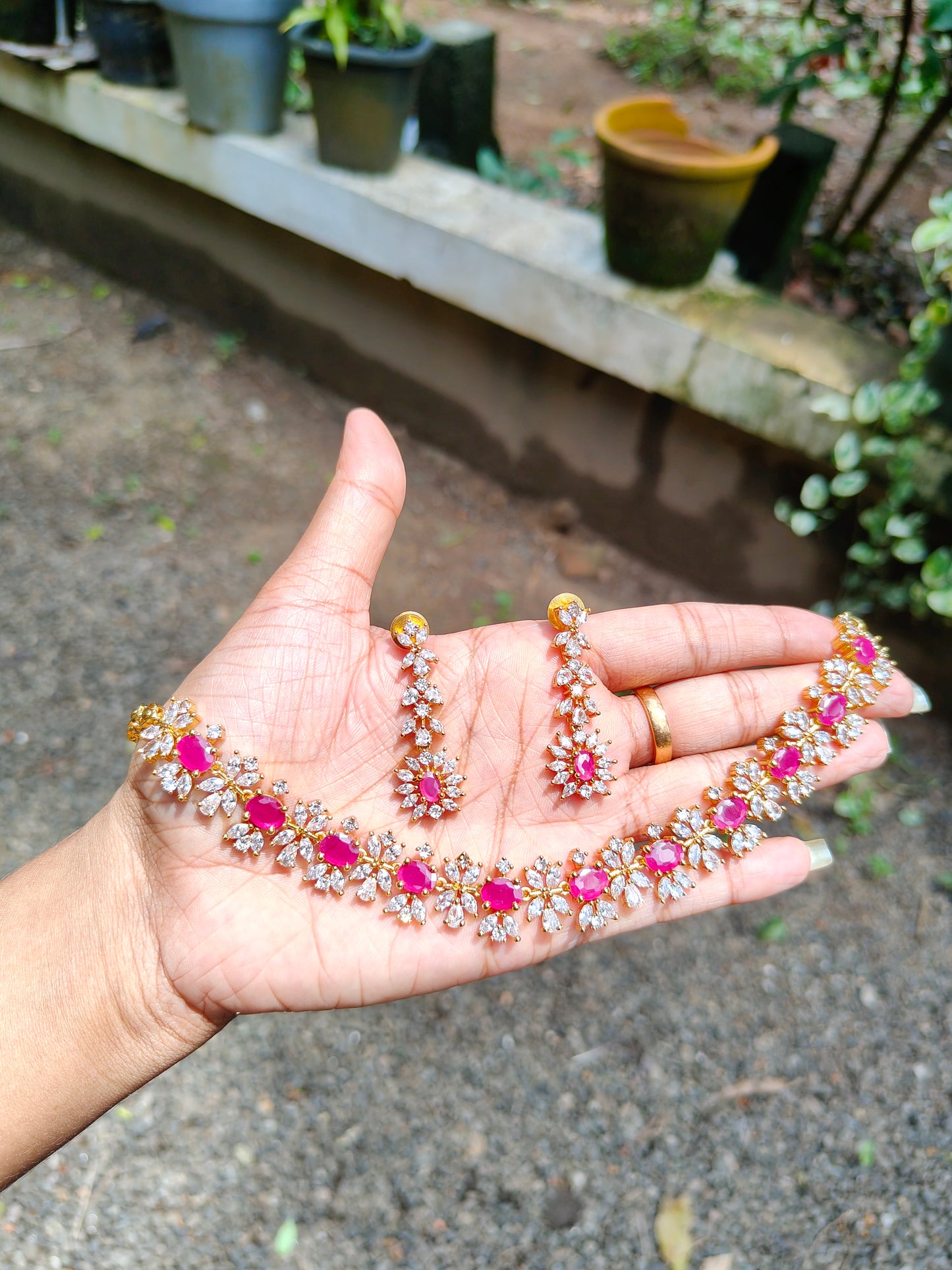 Premium quality ad floral pattern necklace set product code 008